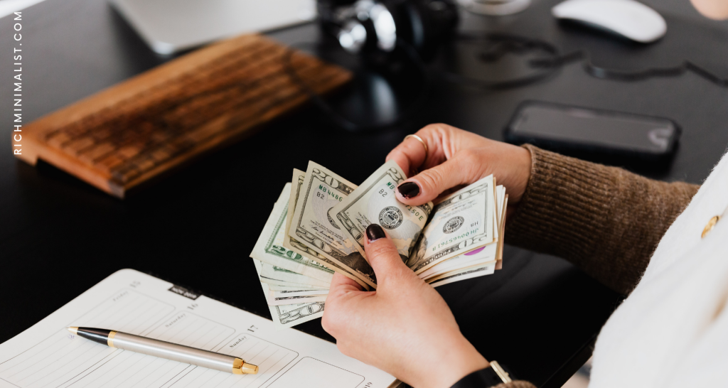 Financial Experts Advise What to do With 10k